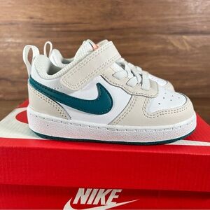 Nike Kids Teal White Cream Low-Top Sneakers